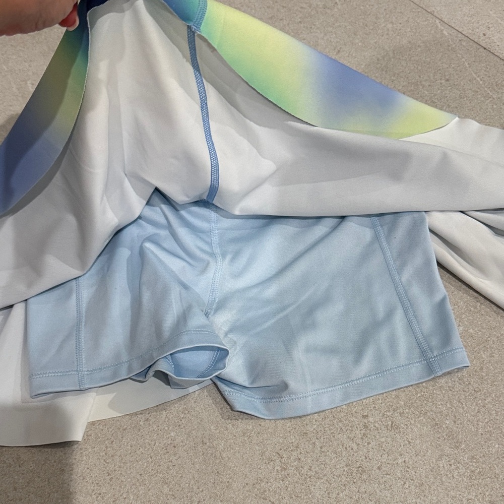 Old Navy Active Powersoft Blue yellow green Tie Dye TANK SKORT Set Large 10-12 - Picture 8 of 8